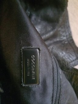 Čierna kožená kabelka Coccinelle - 2