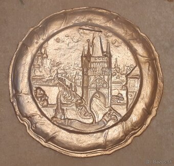 Predám tanier - Karlov most - 2