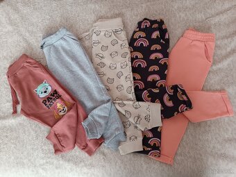 Nohavice teplákové dievčenské, v.104 - 2