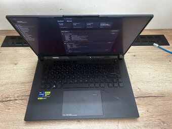 Rog strix scar 18 - 2