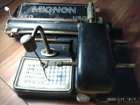 Predám starožitné písací stroj z roku 1903 - 2