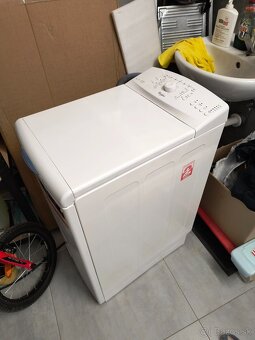 Práčka Whirlpool AWE 50510 5KG - 2
