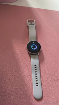 Samsung watch active model SM R500 - 2