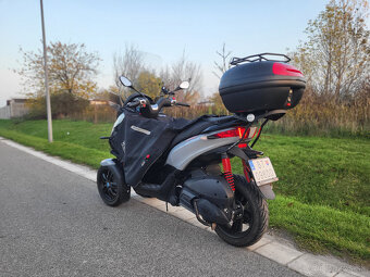 Piaggio MP3 300 SPORT HPE - B vodicak, 1. majitel, 7t km - 2