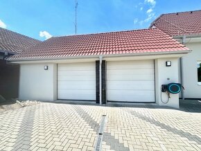 Na predaj 2 rodinné domy na 16 ár pozemku - 2