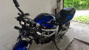 Suzuki SV650 - 2