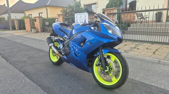 Triumph Daytona - 2
