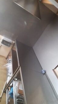 nerezove stoly 3ks celkom 600€ - 2