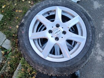 Predám  Elektróny Obuté Na Zimných - 2