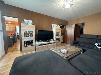 4-IZB BYT V BRATISLAVE plná vybavenosť - 2