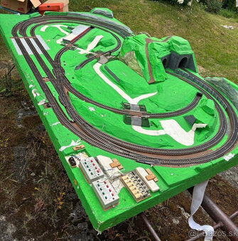 HO železnica s 2Lok+5Vag_+TT súprava, veľa koľají, dekor - 2