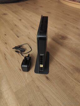 Netgear N750 WiFi Dual Band Gigabit Router (WNDR4300) - 2