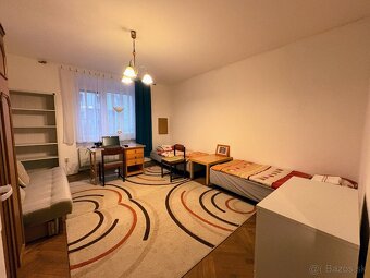 VÝNIMOČNÁ POLOHA - CHARIZMATICKÝ BYT NA PREDAJ - 2