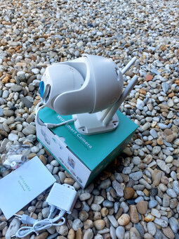 Vonkajsia otocna wifi IP kamera App iCSee - 2