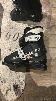 Lyže s lyžiarkami - 2