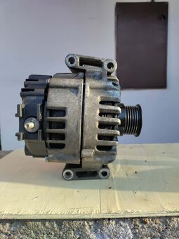 Alternátor Valeo - 2