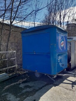 Pojazdný predajný príves. - 2