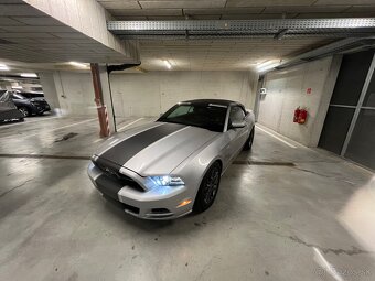 Ford MUSTANG 3.7 Convertible - 2