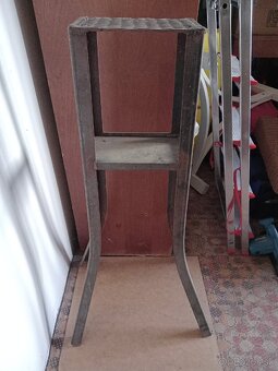 stojan na kotúčovú brúsku - 2