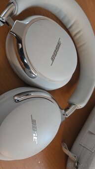 Bose QuietComfort Ultra 2nd Gen - 2