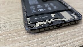 Apple iPhone XS na diely - bez LCD a poškodená doska - 2