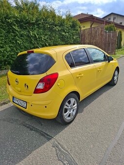 Predám Opel Corsa 1.2 63kW, r.v. 2012, 102 000 km - 2