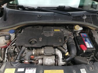 Peugeot 301 1.6 68kw - 2