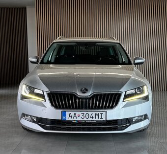 Škoda Superb Combi 2.0 TDI DSG/ servis zdarma - 2