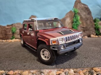 Prodám model 1/18 Hummer H2 - 2