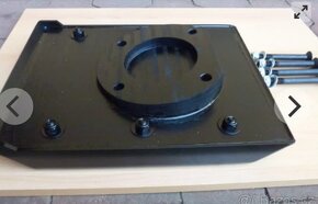 Patka, hutnící nástavec vibračního pěchu. - 2