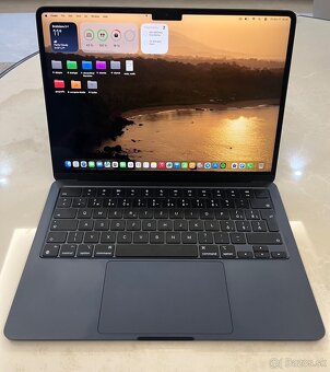 Predam Apple Macbook air 13 M2 ako novy - 2