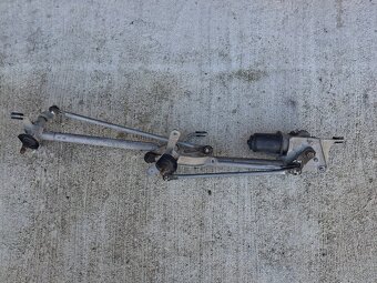 Použité diely 2 - 2