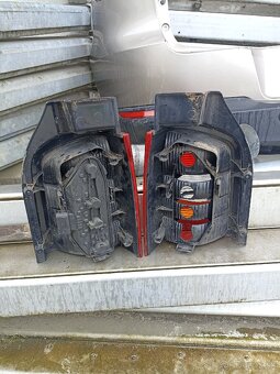 Vw Transporter Caravelle svetla T5 - 2