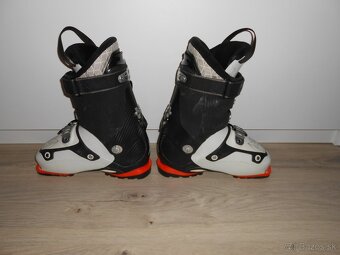 Predam vo velmi peknom stave panske lyziarky ATOMIC WAYMAKER - 2