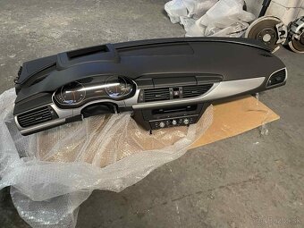 Audi A6 c7 Dekór hliník - 2