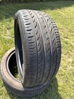 Pirelli Pzero 245/40R18 - 2