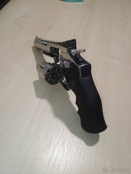 Revolver Legends S40 CO2 4.5mm - 2