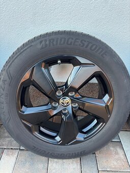 Toyota Rav4 5gen originál alu sada 18” - 2