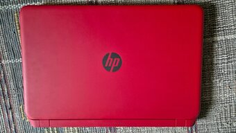 Predám notebook HP Pavilion 15- P208nc na náhradné diely - 2