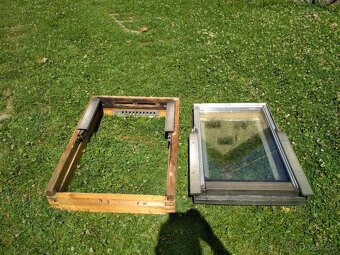 Strešné okno FAKRO 55x78 - 2