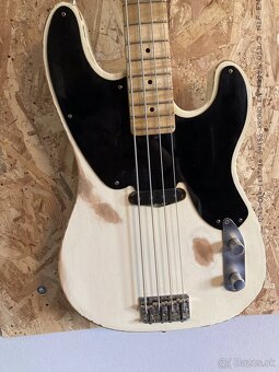 MILAN ČÍŽ HANDMADE 51" P-BASS + fender case - 2