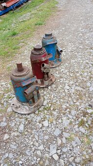 Hydraulický zdvihák,hever - 2