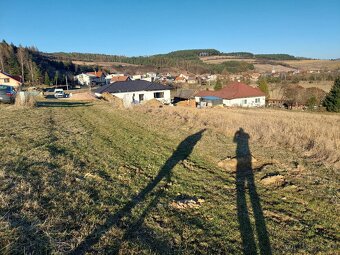 Predám stavebný pozemok 1000m2 - 2
