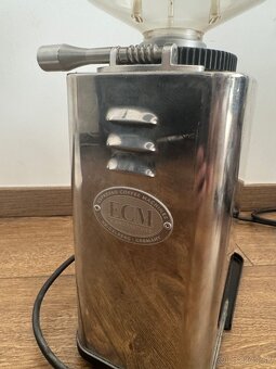 Mlyncek ECM 64 Manuale - 2
