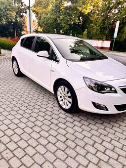 Opel Astra 1,4 Turbo - 2