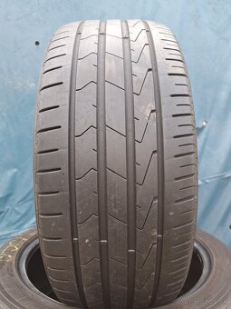 Ponúkame 4 letné pneumatiky Hankook Ventu 235/45 R18 - 2