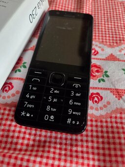 Nokia 230 volná čierna v dobrom stave ide na 1 sim kartu nie - 2
