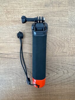 Predám plavák / držiak na GoPro - 2