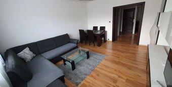 3-izbový byt s nepriechodnými izbami a lodžiou – Furdekova, - 2