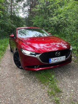 Mazda 3 sedan G122 plus - safety , sound, style - 2